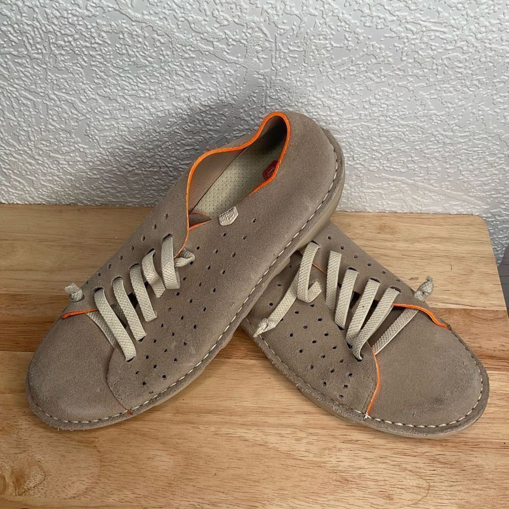 On Foot Perforated Suede SlipOn Sneakers Barefoot Shoes Womens Sz8,5 Taupe Spain